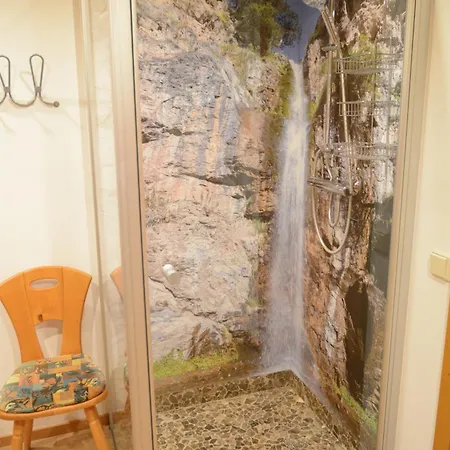 Alpenblick Apartment *